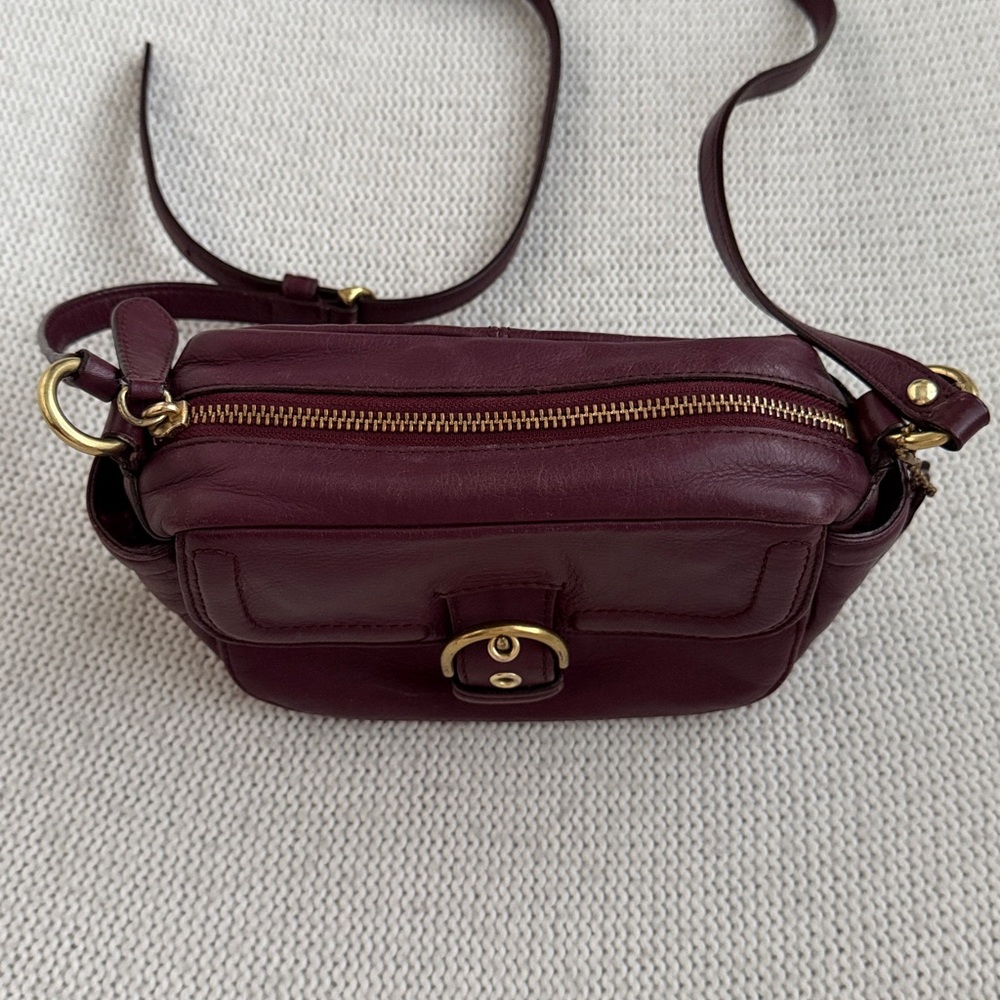 Vintage COACH Burgundy Leather Crossbody Bag - Picture 4 of 13